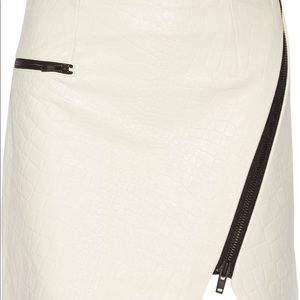 Sandra Angelozzi Beige Stretch Black Zippers Sz 8